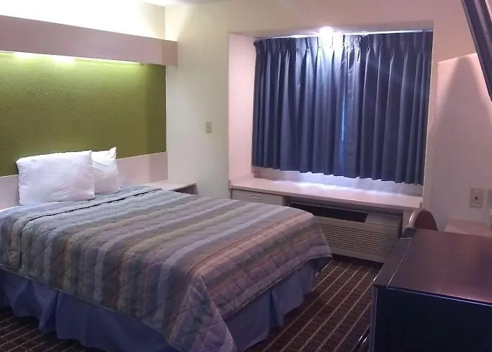 Travelodge By Wyndham Chadron