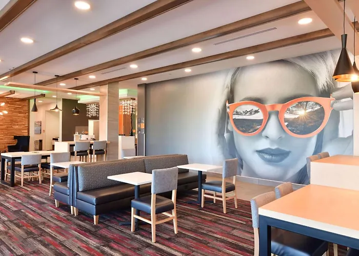 La Quinta Inn & Suites By Wyndham Wisconsin Dells- Lake Delton