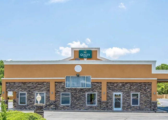 Quality Inn Greenwood Hwy 25