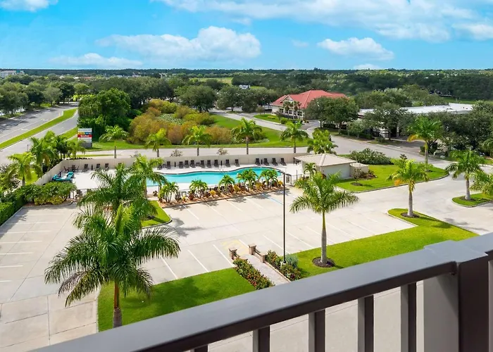 Ameniti Bay - Best Western Signature Collection Fruitville