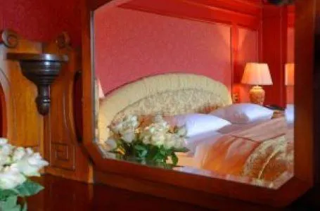 Dumfries Hotels