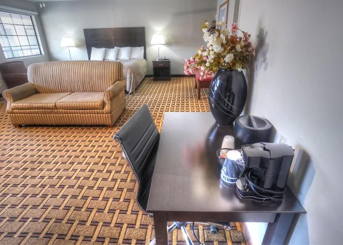 Amerivu Inn & Suites - Helen - Downtown