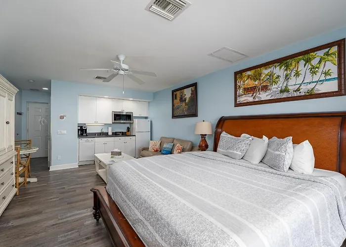 Harbour House Stunning Studio Fort Myers Beach