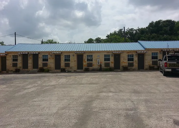 Star Inn Karnes City