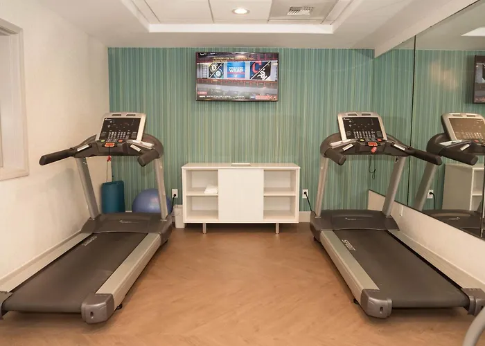 Holiday Inn Express Porterville By Ihg