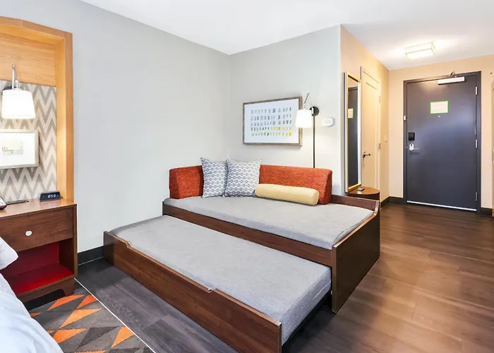 Holiday Inn & Suites - Toledo Southwest - Perrysburg By Ihg
