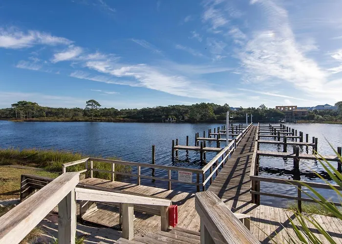 Pinnacle Port Ph22 Panama City