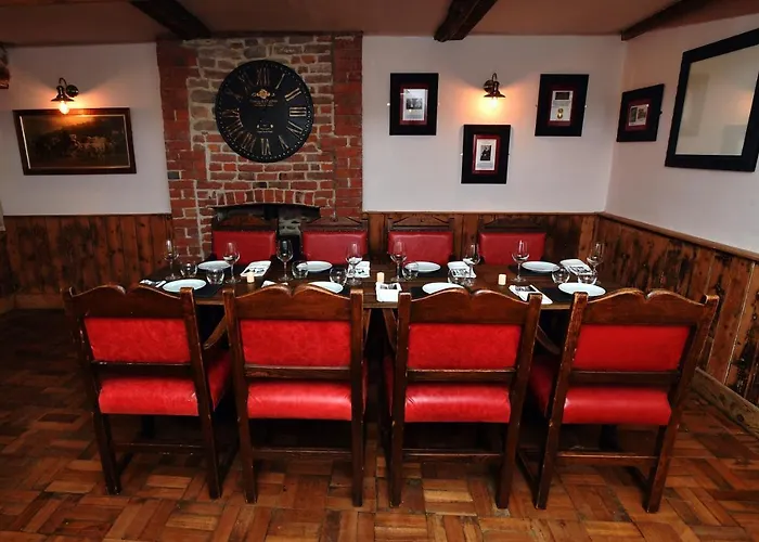 Usk Hotels