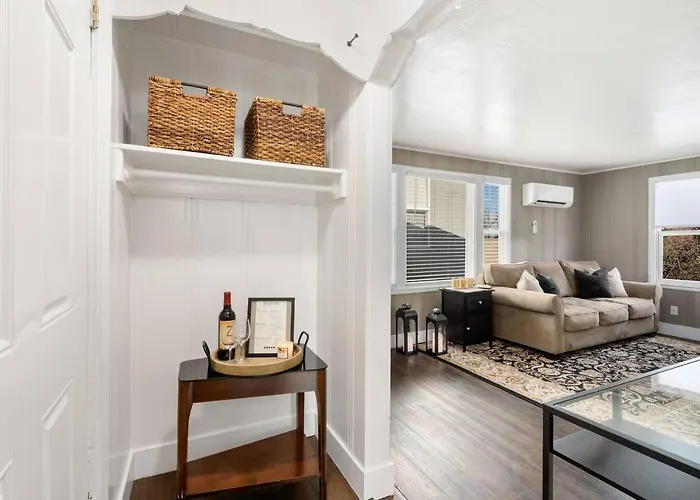Cozy 1Bdr/1Br Home Near Downtown Sacramento