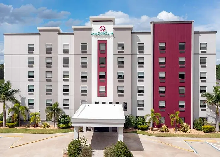 Magnolia Pointe, BW Signature Collection Fruitville