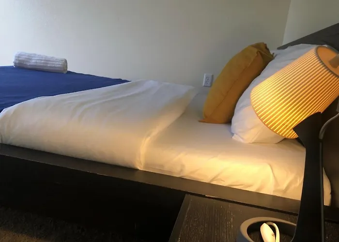 Avalon Stay 7 Nights Minimum Booking Jacksonville