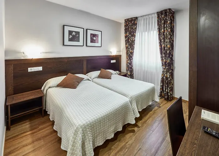 Luarca Hotels