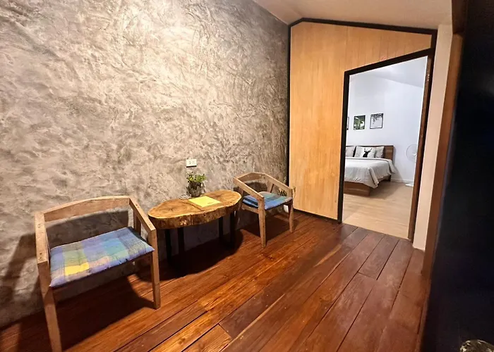 Mae Hong Son Hotels