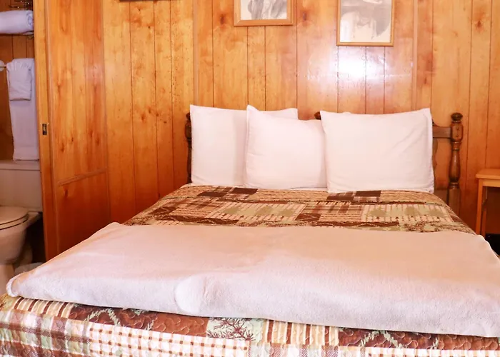 Stampede Cabin 3 Tombstone