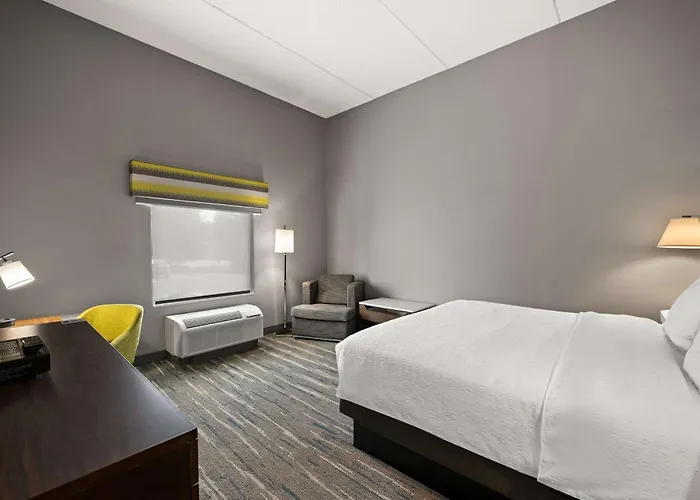 Hampton Inn & Suites Poughkeepsie Spackenkill