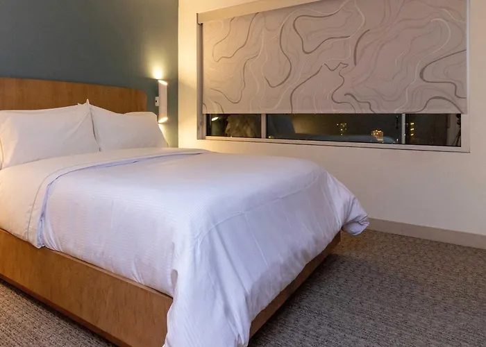 Element By Marriott St. Louis Midtown Hotel