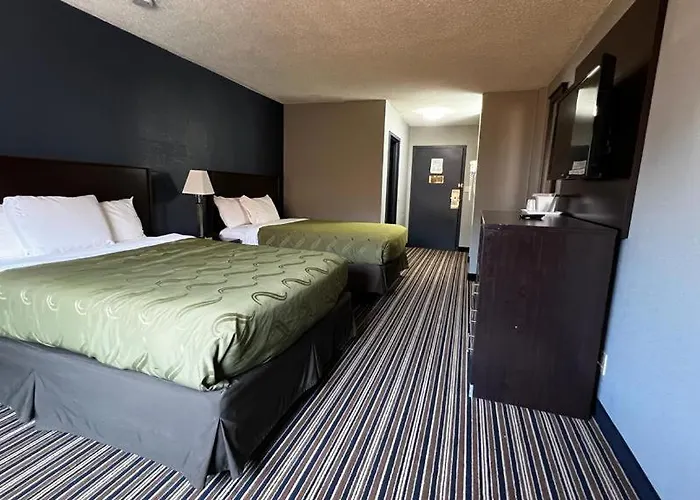 Colby Inn And Suites