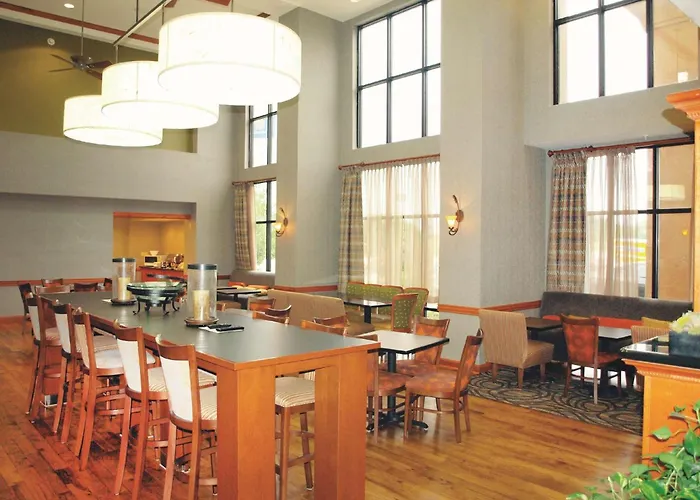 Hampton Inn Clinton