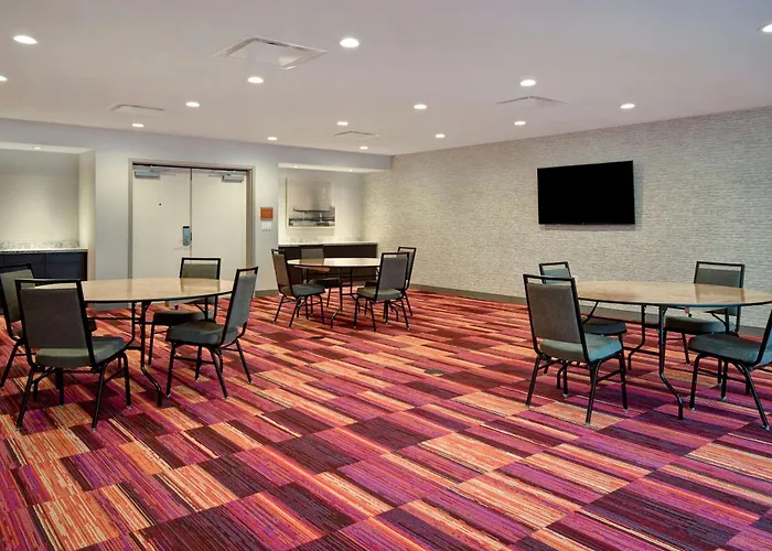 Home2 Suites Eau Claire South, Wi