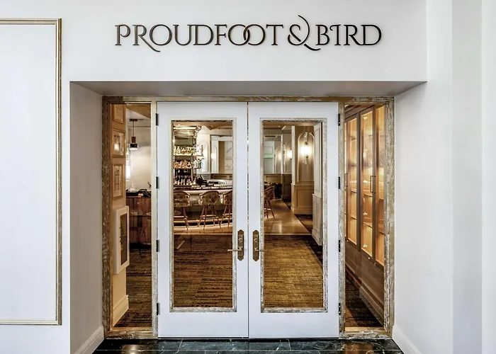 Hotel Fort Des Moines, Curio Collection By Hilton