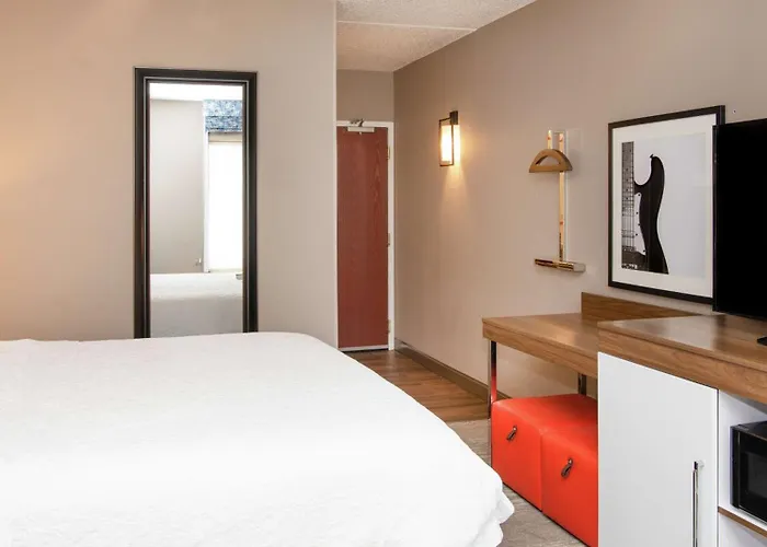 Hampton Inn Cleveland-Solon