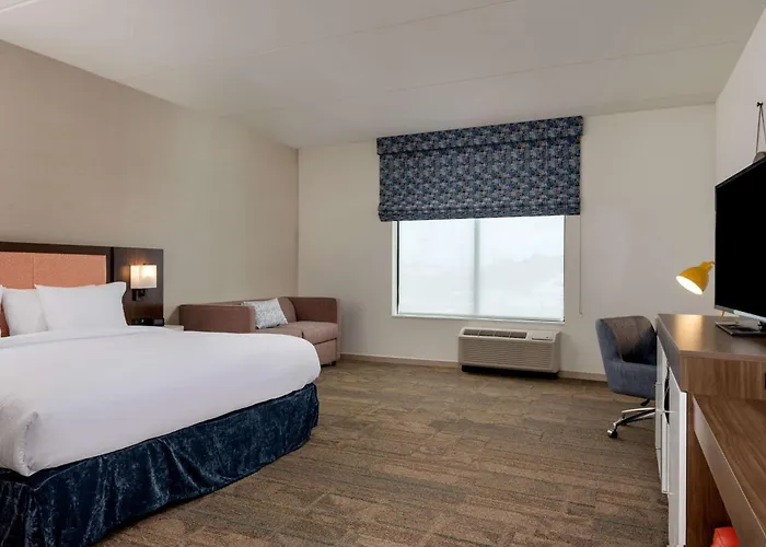 Hampton Inn Baltimore Bayview Campus