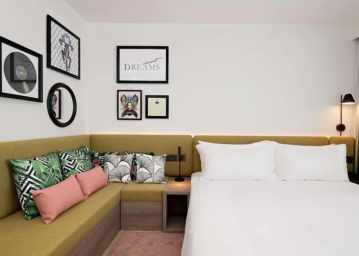 High Wycombe Hotels