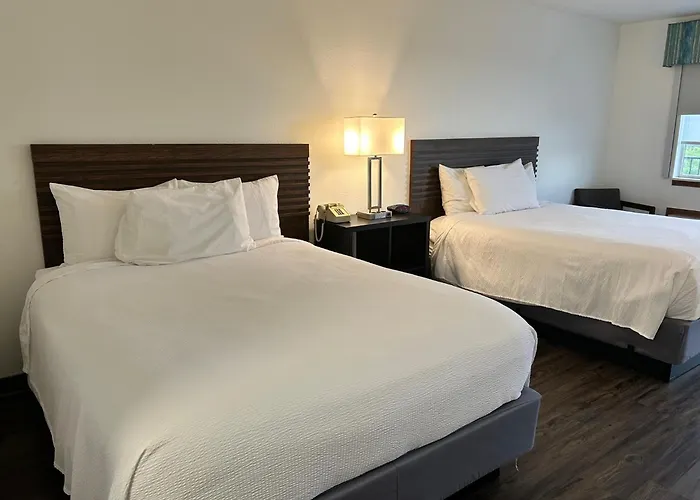 Seven Gables Inn Branson