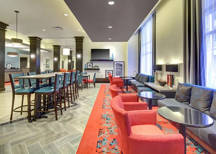 Hampton Inn & Suites - Roanoke-Downtown, Va