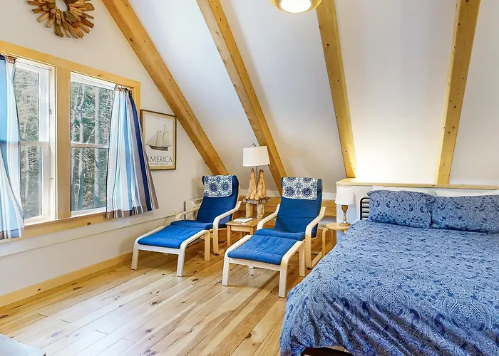 Cooper Cottage Boothbay Harbor