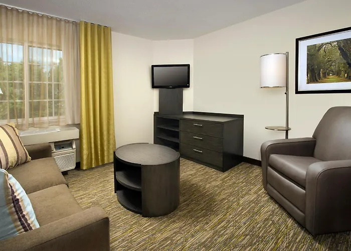 Candlewood Suites Richmond - South By Ihg