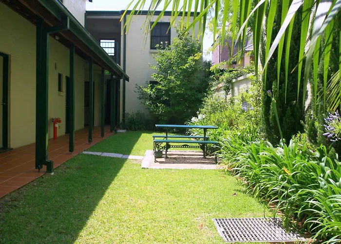 Randwick Hotels