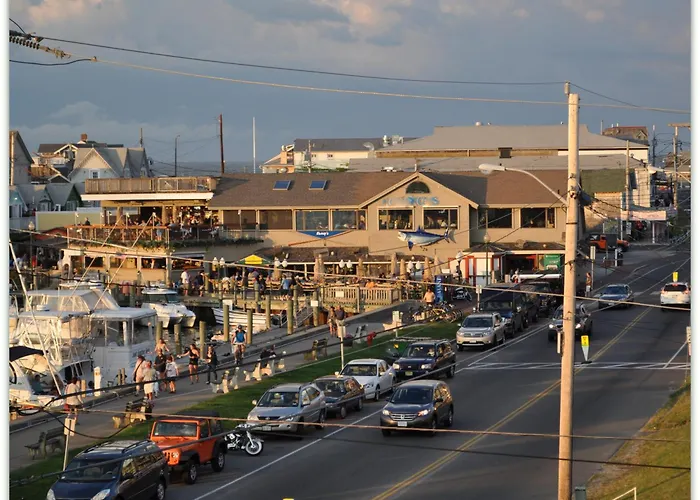 Summercamp Oak Bluffs