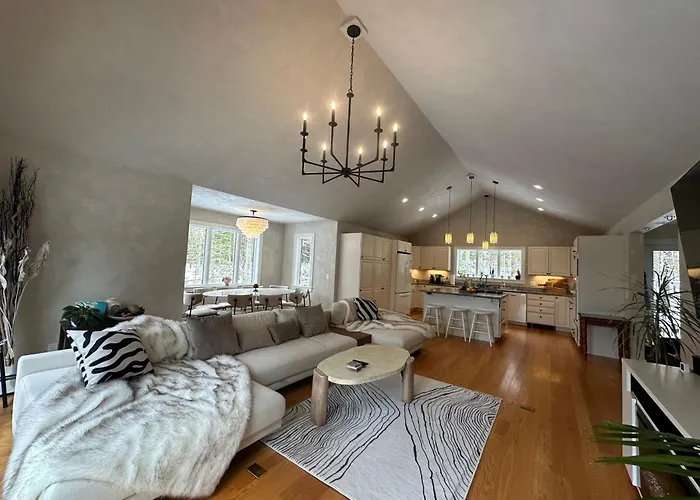 Modern House Family Retreat Hotel Bar Harbor