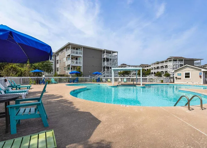 Cedar Island Hotels