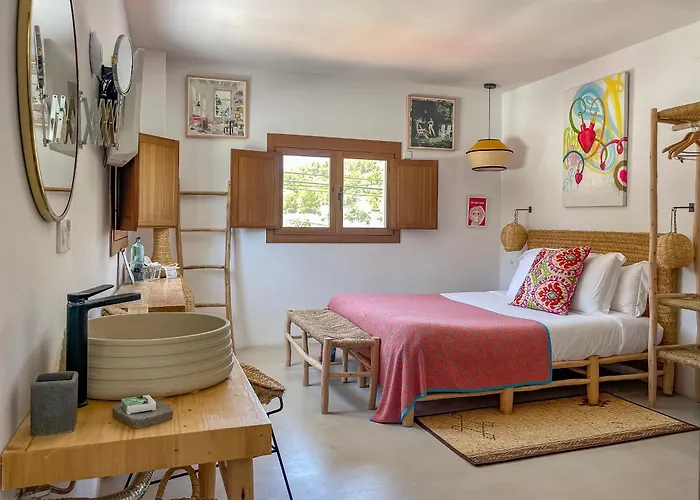 Sant Josep de sa Talaia Hotels