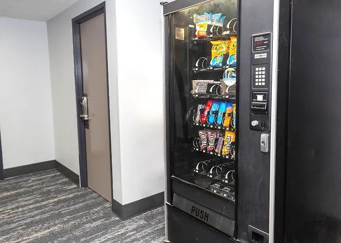 Coratel Inn & Suites By Jasper Mankato