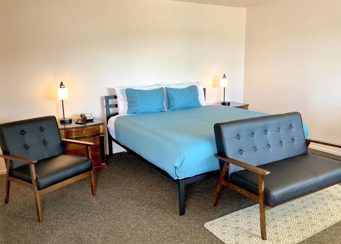 Coast Riders Inn San Simeon