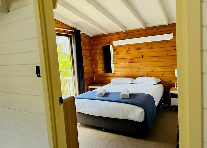 Bicheno Hotels