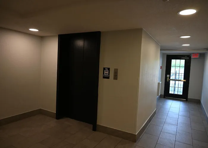 Motel 6-Hazelwood, Mo