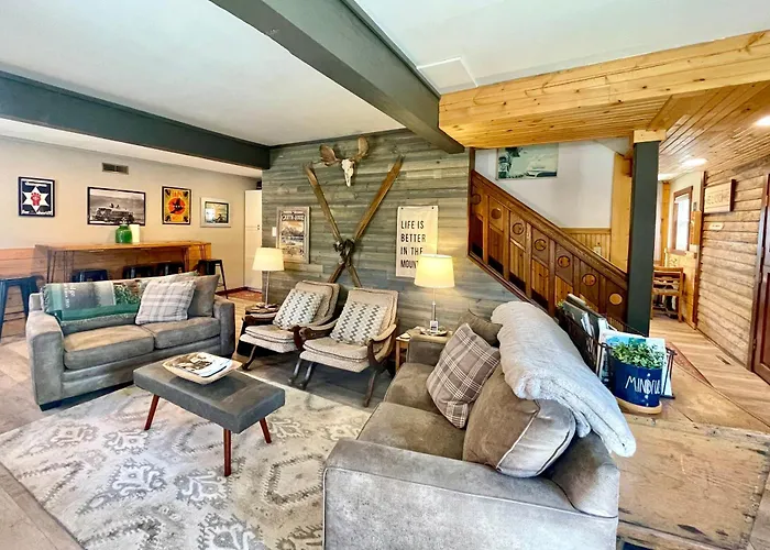 Fireside Inn & Hostel Breckenridge