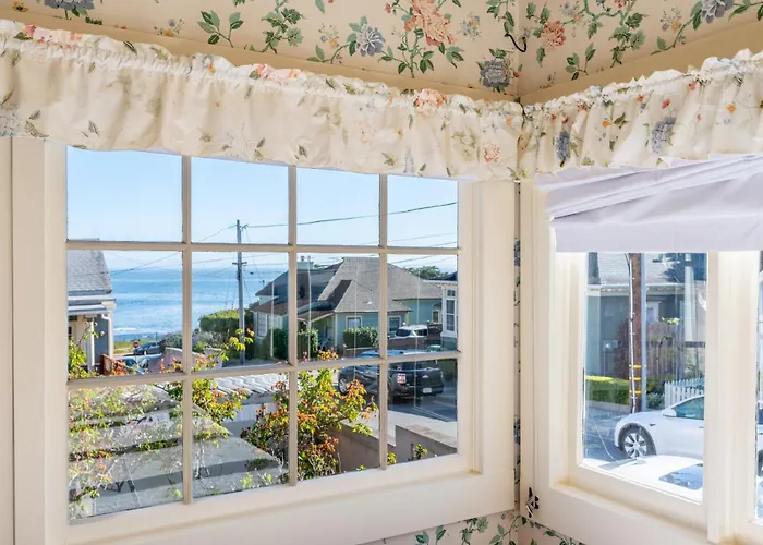 Martine Inn Pacific Grove