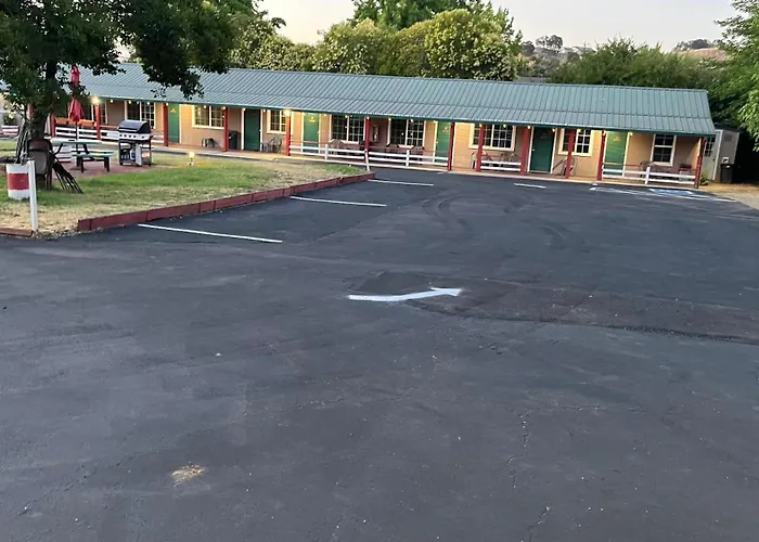 Jumping Frog Motel Angels Camp