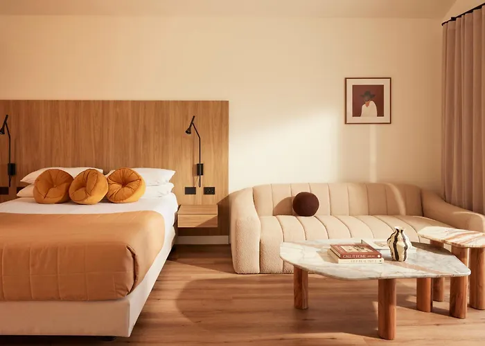 Berry Hotels