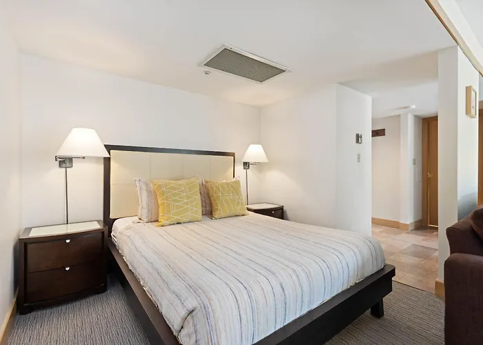 Le Chamois By Whistler Premier Apartment