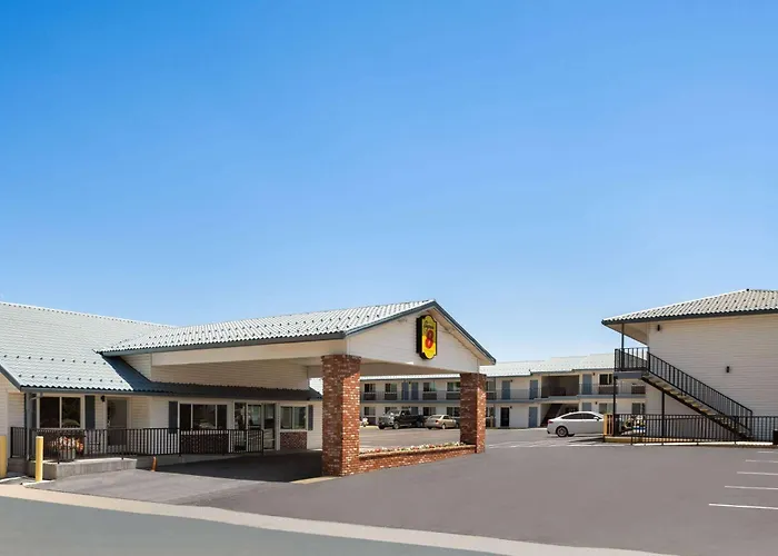 Super 8 By Wyndham Susanville