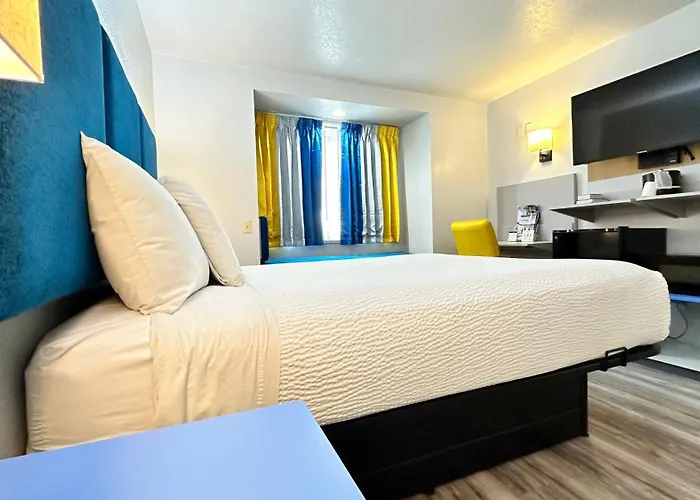 Microtel Inn & Suites By Wyndham Gallup - Pet Friendly