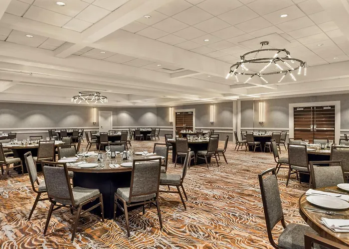 Omaha Hotels