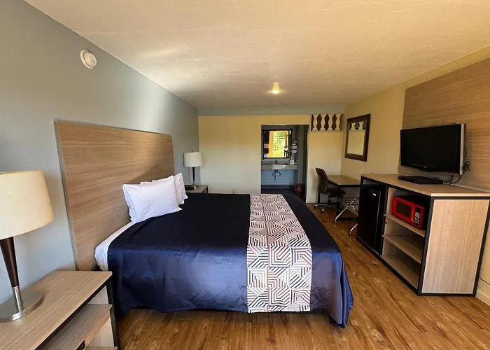 Discovery Inn Modesto