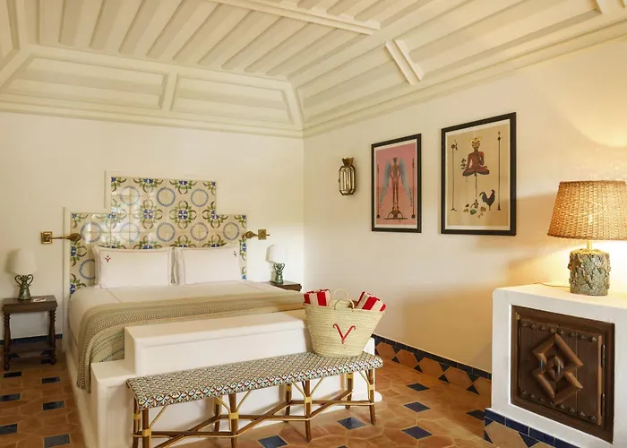 Melides Hotels